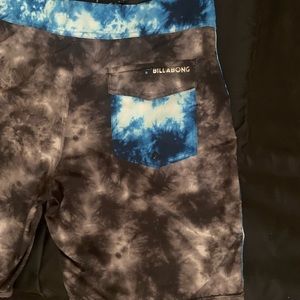 Billabong swimming shorts size 34W blue and gray